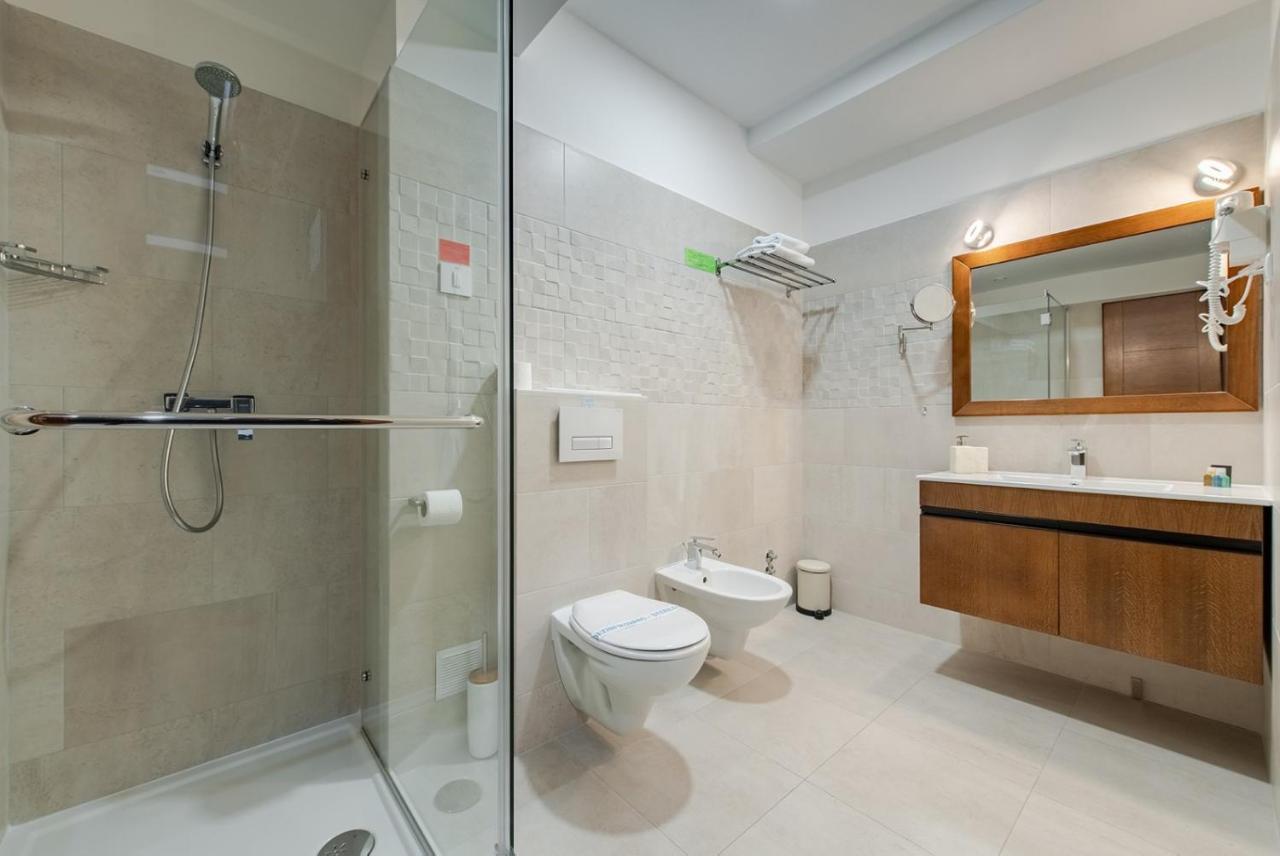 Rubicon Garni Hotel Kragujevac Buitenkant foto
