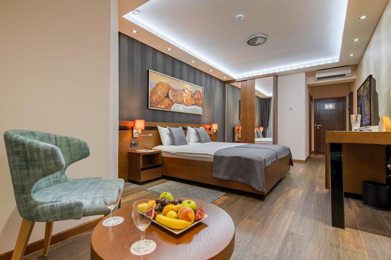 Rubicon Garni Hotel Kragujevac Kamer foto