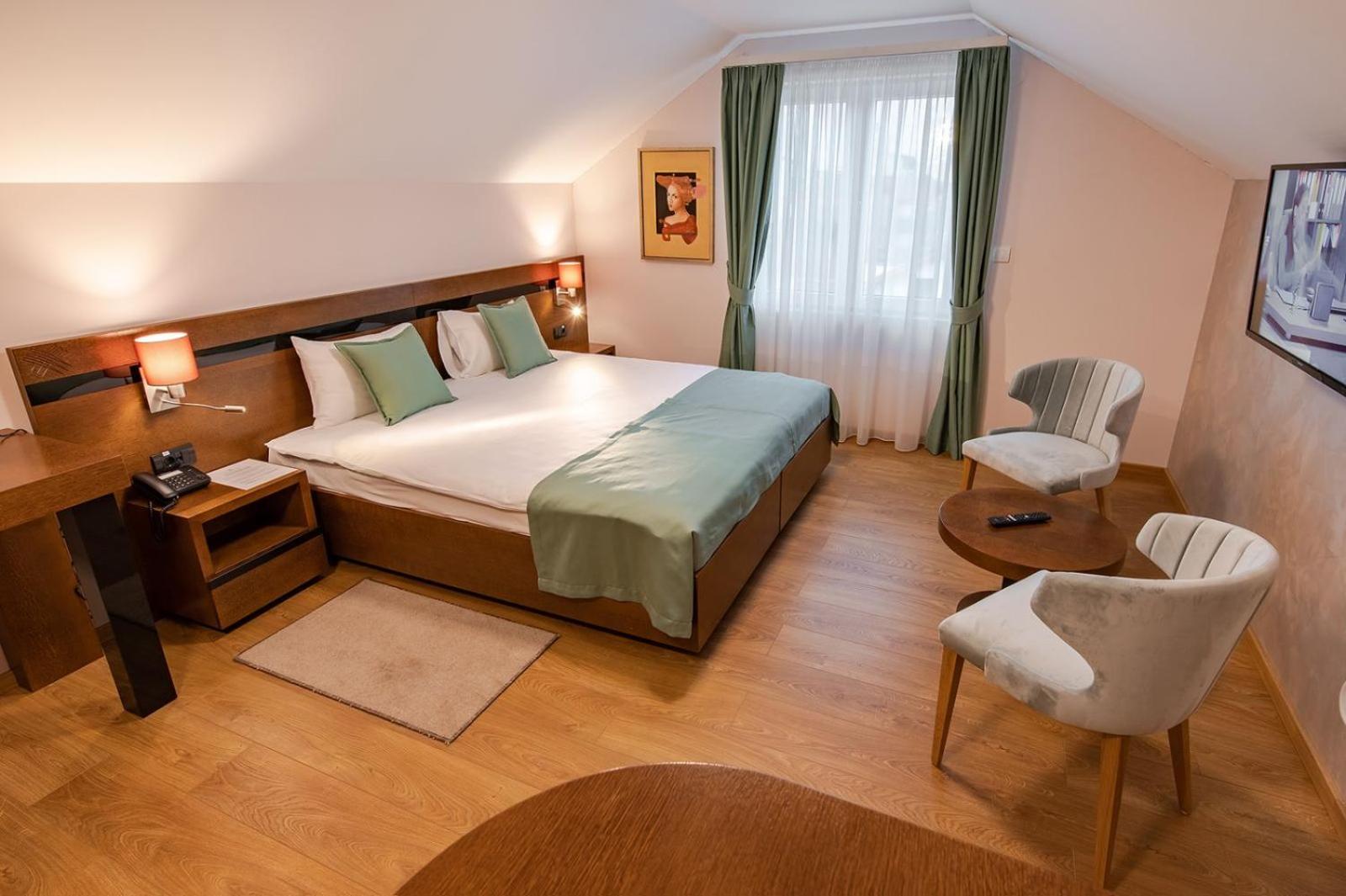 Rubicon Garni Hotel Kragujevac Kamer foto